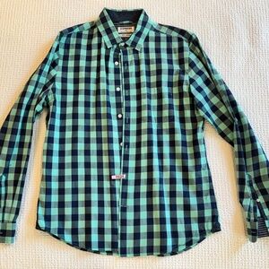 Express Slim Soft Wash Button Down Shirt